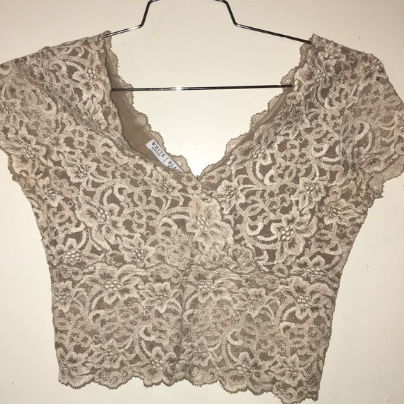 White House Black Market Tops - ✨WOMENS LACE CLEAVAGE TOP ✨